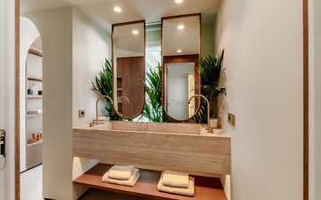 Property slide 24