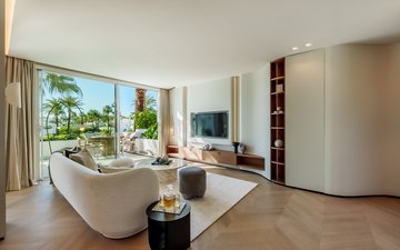 Property slide 35