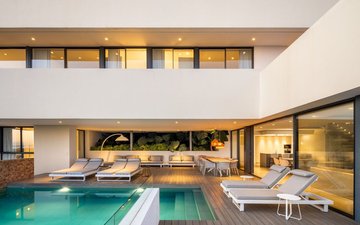 Property slide 15