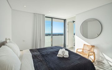 Property slide 18
