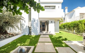 Property slide 33