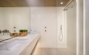 Property slide 20