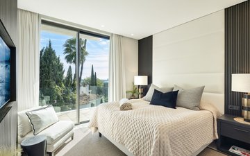 Property slide 21