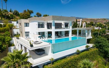 Property slide 25