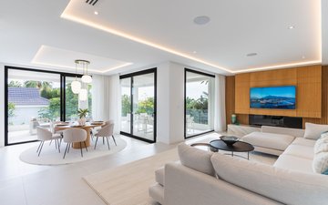 Property slide 31