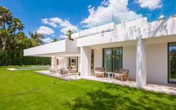 Property slide 20