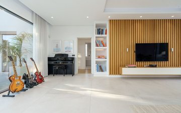 Property slide 5
