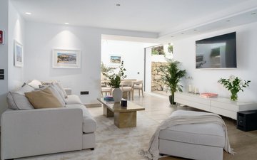 Property slide 15