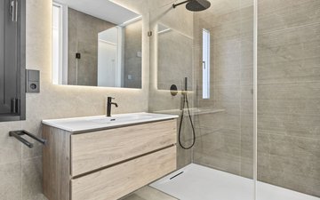 Property slide 39