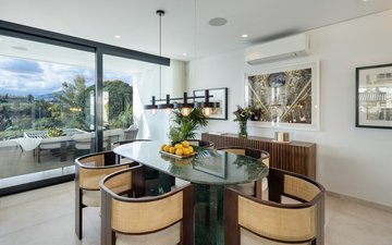 Property slide 10