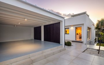 Property slide 25