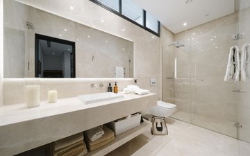 Property slide 24