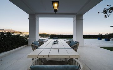 Property slide 32