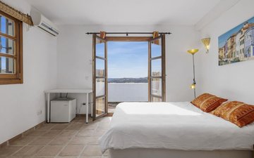 Property slide 14