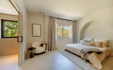 Property slide 20