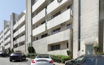 Property slide 21