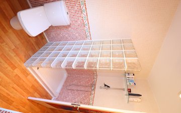 Property slide 32