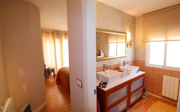 Property slide 25