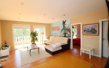 Property slide 40