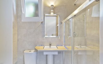 Property slide 18