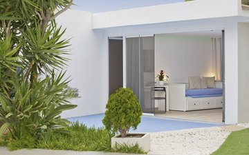 Property slide 19