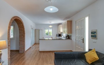 Property slide 14