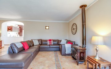 Property slide 22