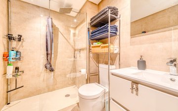 Property slide 21