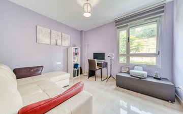 Property slide 22