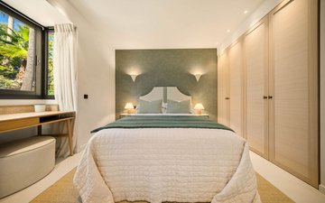 Property slide 10