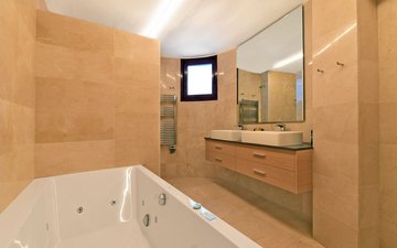 Property slide 38