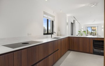 Property slide 25