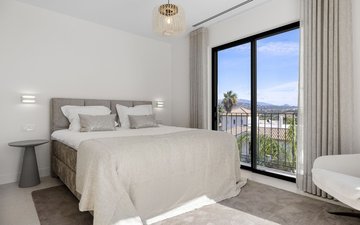 Property slide 33