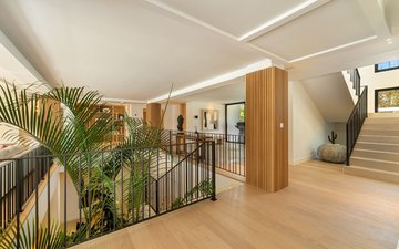 Property slide 10