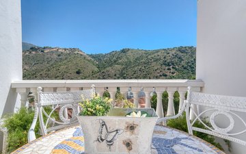 Property slide 26
