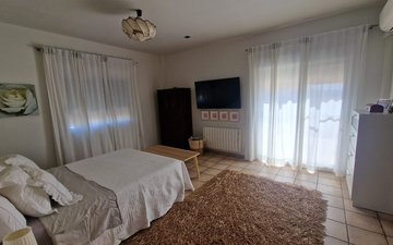 Property slide 30