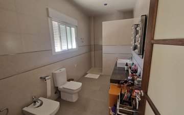 Property slide 25