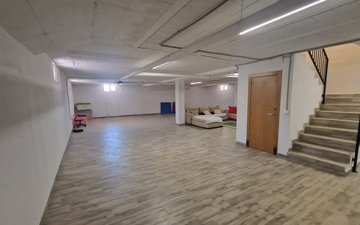 Property slide 38