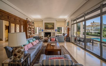 Property slide 18