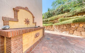 Property slide 34