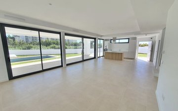 Slajd nieruchomości 2