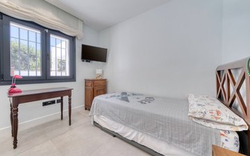 Слайд недвижимости 24