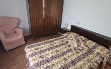 Property slide 25