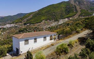 Property slide 38
