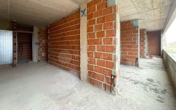 Property slide 32