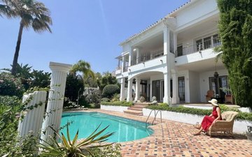 Property slide 22