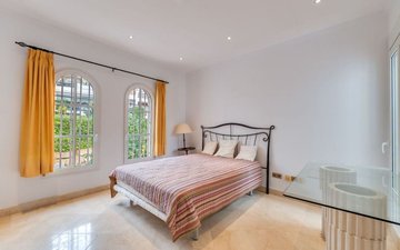 Property slide 29