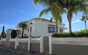 Property slide 40