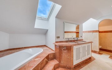 Property slide 46