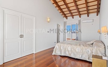 Property slide 32